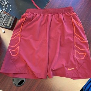 Nike men’s pro training shorts medium